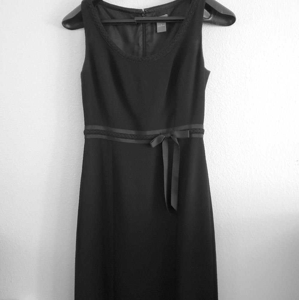 Ann Taylor Black Dress